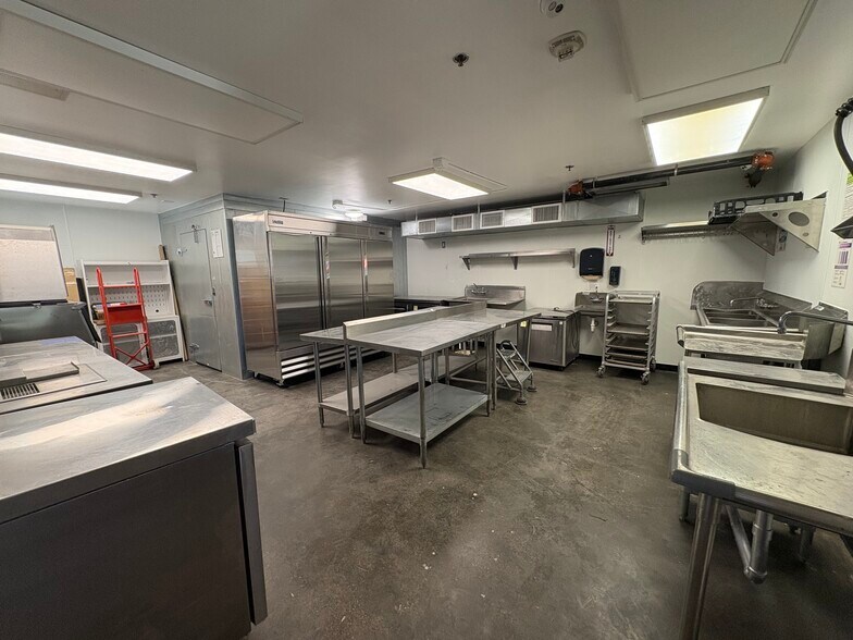 More Photos Of 1028 Fremont St, Las Vegas Restaurant For Lease