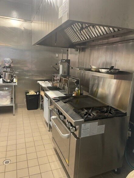 More Photos Of 26344 Western Ave, Lomita Restaurant For Sale