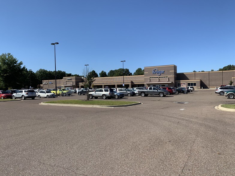 More Photos Of 3189 N Highland Ave, Jackson Storefront For Lease