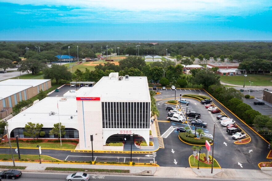 More Photos Of 9385 N 56th St, Temple Terrace General Retail For Lease