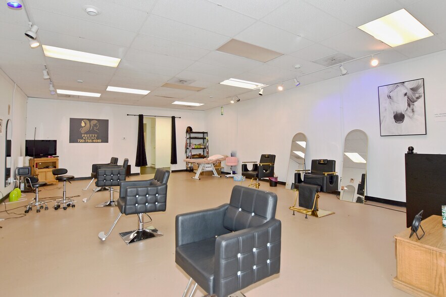 More Photos Of 2400-2408 8th Ave, Greeley Storefront Retail Office For Lease