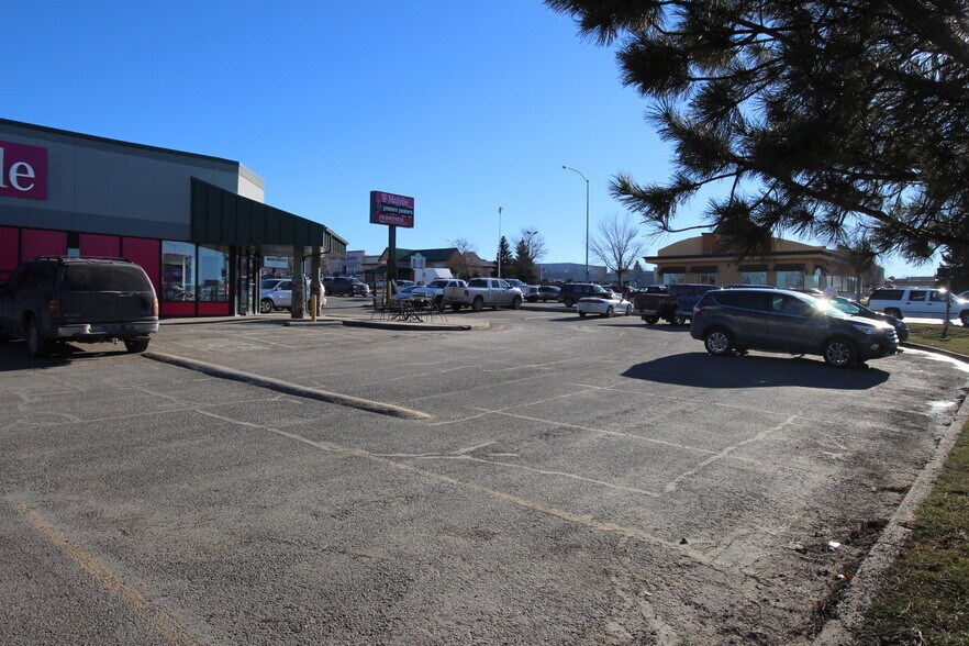More Photos Of 901-905 10th Ave S, Great Falls Freestanding For Lease