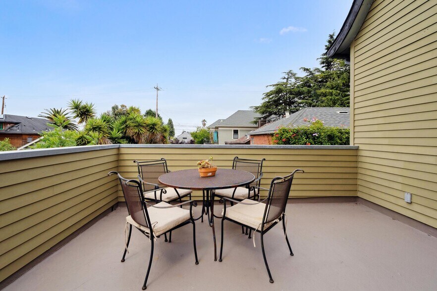 More Photos Of 1010 Grayson St, Berkeley Office Residential For Sale