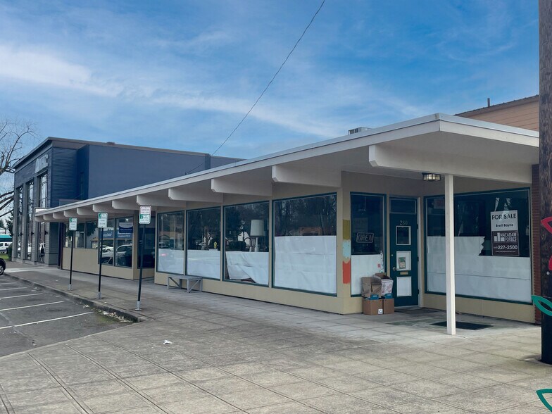 More Photos Of 249 NW 3rd Ave, Canby Office For Sale