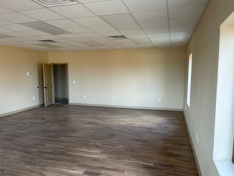 More Photos Of 5822 W County Rd 123, Midland Warehouse For Lease