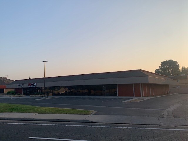 More Photos Of 2500 New Stine Rd, Bakersfield Unknown For Lease