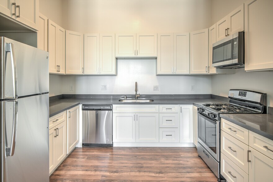 More Photos Of 337-341 Georgia St, Vallejo Apartments For Sale