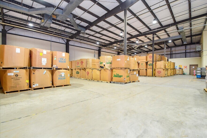 More Photos Of 1045 N Main St, Rocky Mount Freestanding For Sale