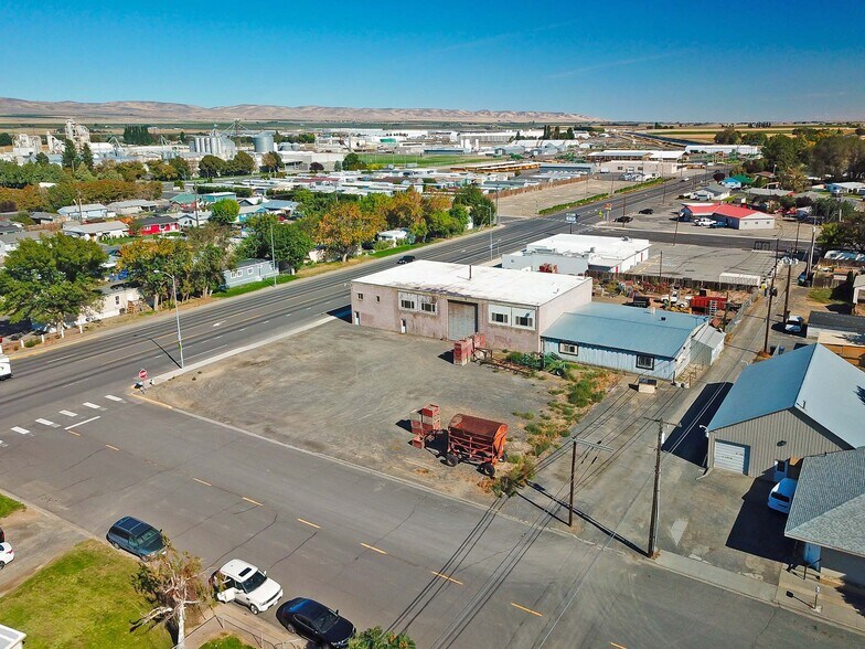 More Photos Of 512 F St SE, Quincy Manufacturing For Sale