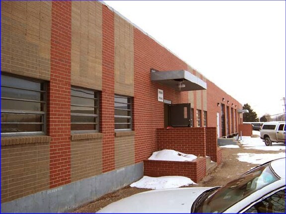 More Photos Of 3930-3940 Holly St, Denver Warehouse For Lease