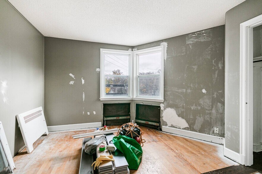 More Photos Of 99 Douglas St, Sudbury Apartments For Sale