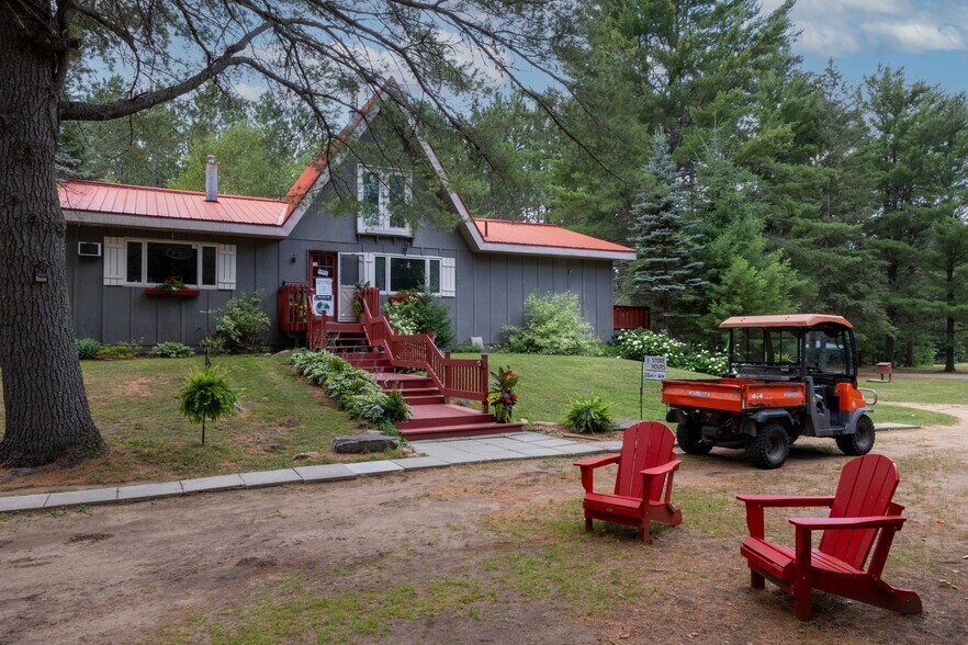 More Photos Of 2883 HWY-60, Dwight Trailer Camper Park For Sale