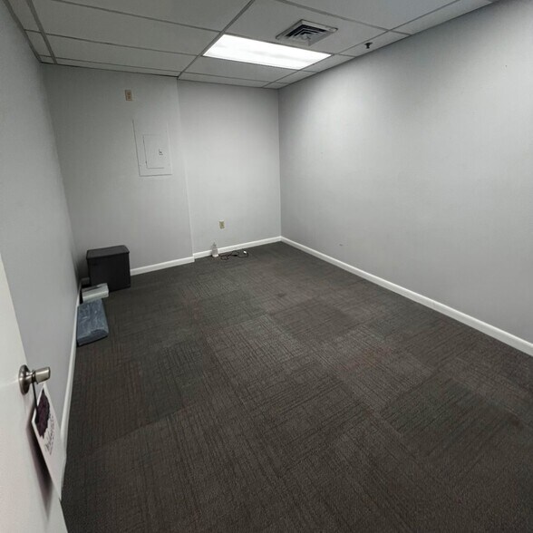 More Photos Of 5700 Lake Worth Rd, Greenacres Medical For Lease
