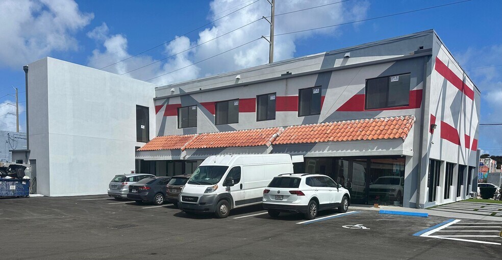 More Photos Of 9 Dixie hwy, Hallandale Beach Freestanding For Lease