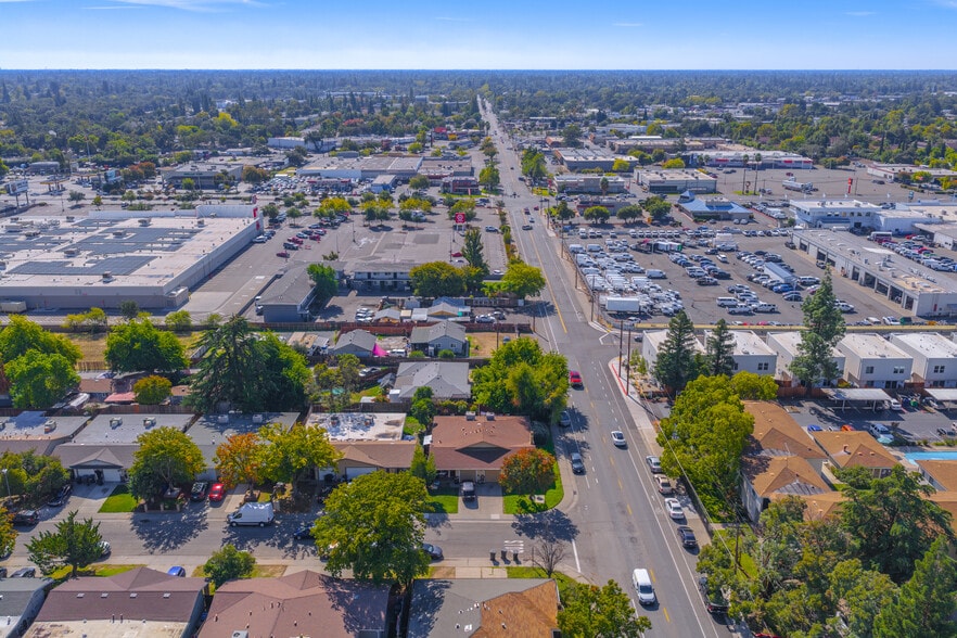 More Photos Of , Sacramento Multifamily For Sale