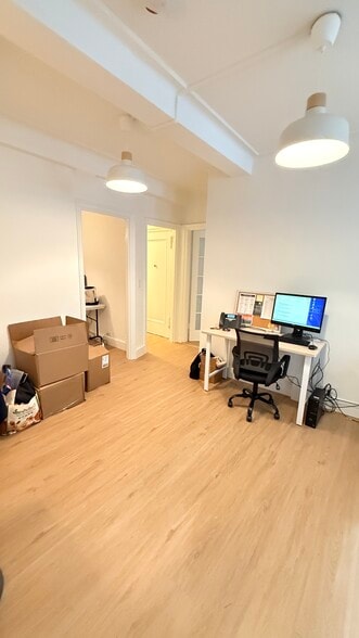 More Photos Of 2721-2729 Broadway, New York Apartments For Lease