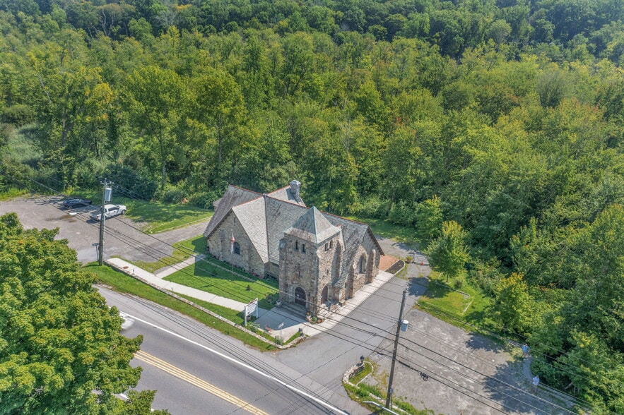 More Photos Of 1715 E Main St, Mohegan Lake Restaurant For Sale