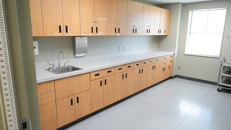 More Photos Of 4815 Shed Rd, Bossier City Specialty For Lease