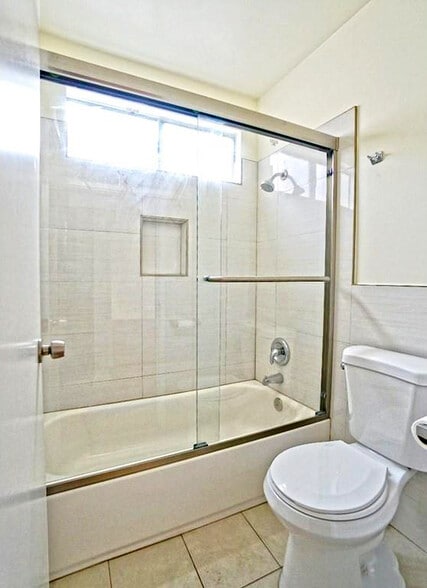 More Photos Of 933 New Depot St, Los Angeles Apartments For Sale