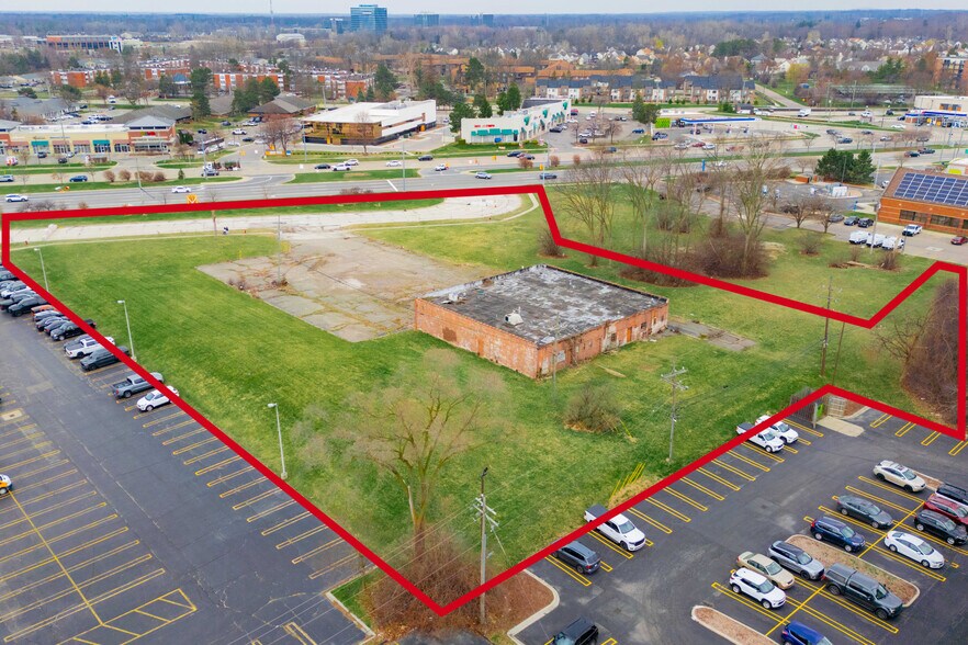 More Photos Of Northwestern Hwy @ 12 Mile, Southfield Land For Lease