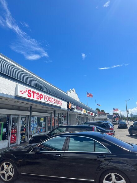Primary Photo Of 1929-1953 Pembroke Rd, Hollywood Storefront Retail Residential For Lease
