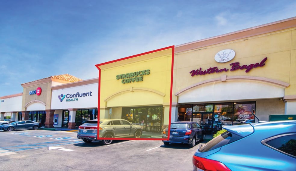 More Photos Of 20516 Devonshire St, Chatsworth Storefront For Lease