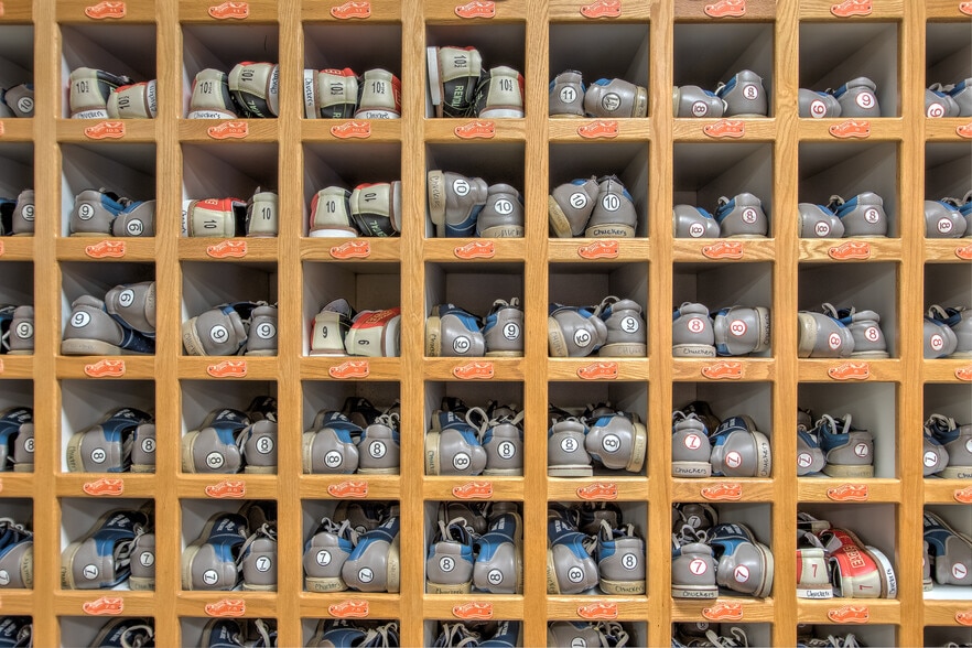 More Photos Of 1270 W 3rd St, Rush City Bowling Alley For Sale