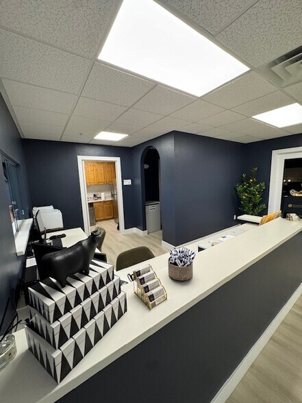 More Photos Of 3130 W Maple Loop Dr, Lehi Office For Lease