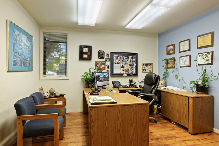 More Photos Of 200 W Harding Way, Stockton Office For Lease