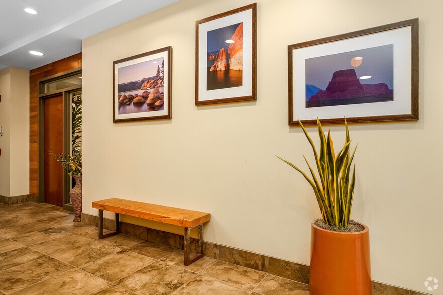 More Photos Of 100 Bradford Rd, Wexford Medical For Lease