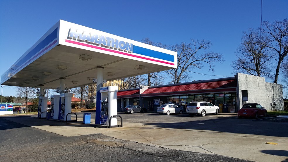 Primary Photo Of 1723-1725 Fairgrove Church Rd SE, Conover Convenience Store For Sale