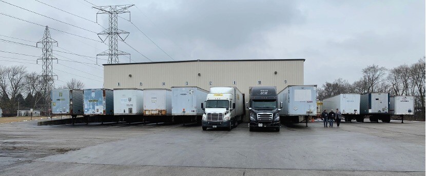 More Photos Of 7855 W 111th St, Palos Hills Warehouse For Sale