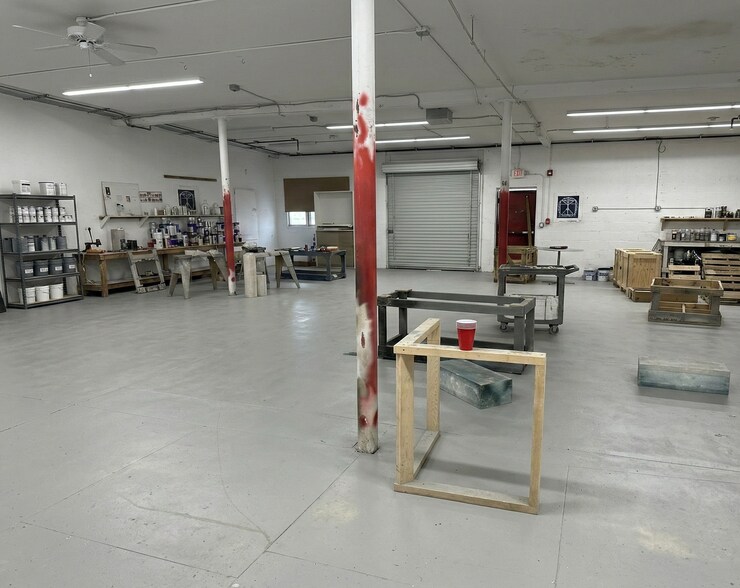 More Photos Of 711 Broadway, Westwood Warehouse For Lease