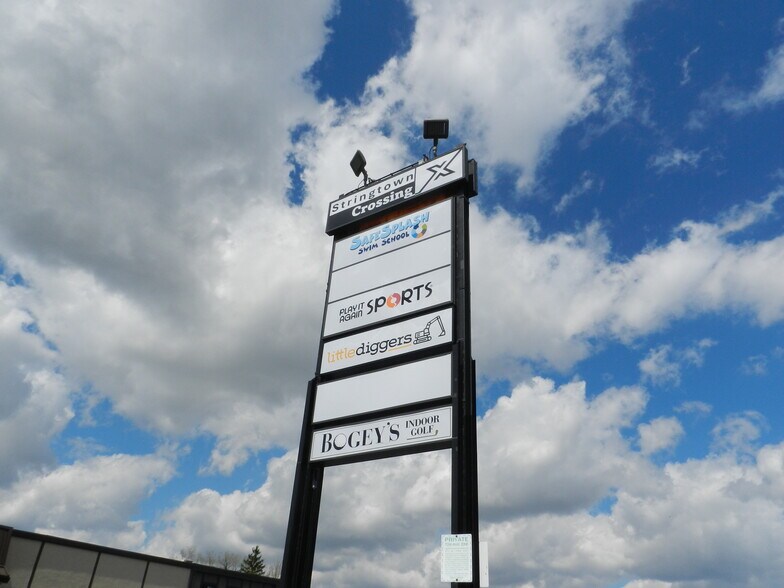 More Photos Of 4063-4099 Hoover Rd, Grove City Unknown For Lease