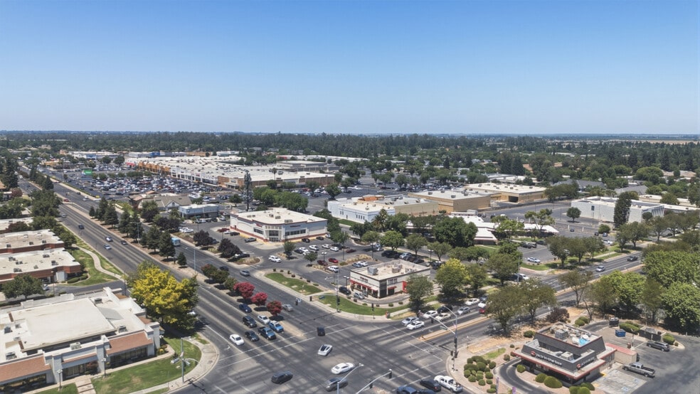 More Photos Of 635 Fairfield Dr, Merced Movie Theatre For Sale