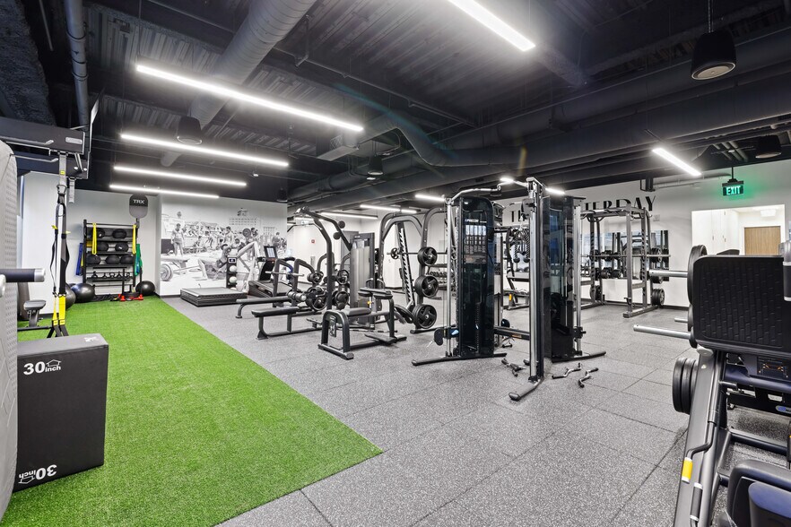 More Photos Of 401 W A St, San Diego Office For Lease