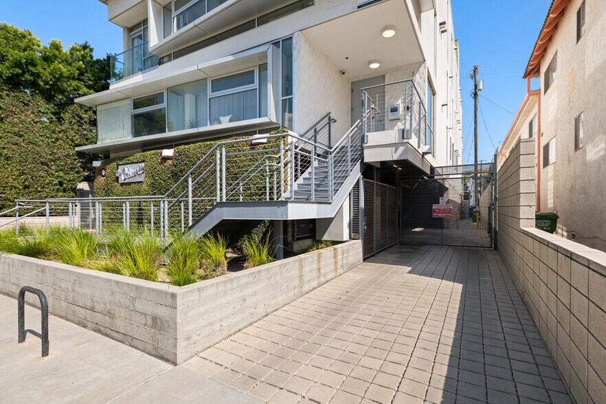 More Photos Of 12770 Caswell Ave, Los Angeles Apartments For Sale