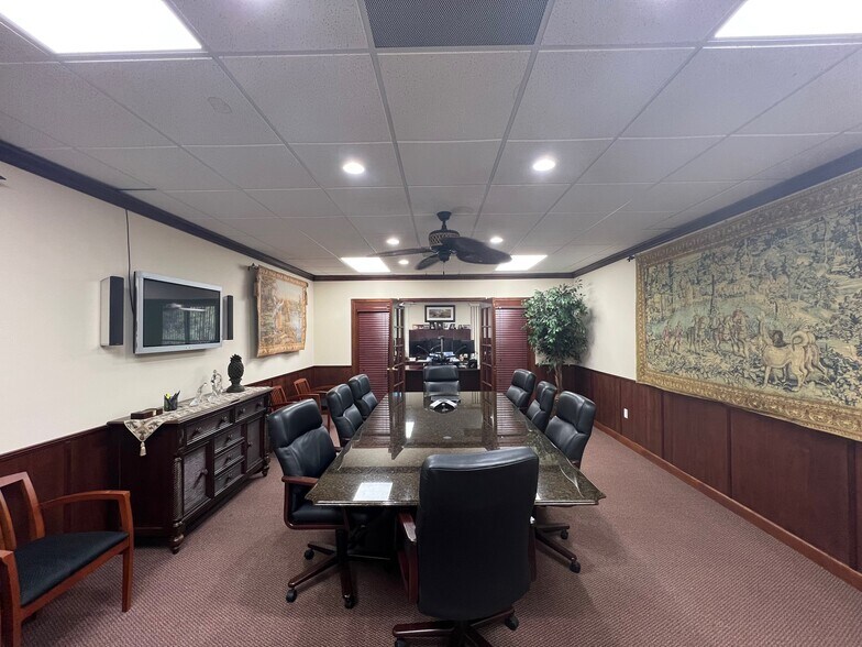 More Photos Of 11211 Prosperity Farms Rd, Palm Beach Gardens Medical For Sale