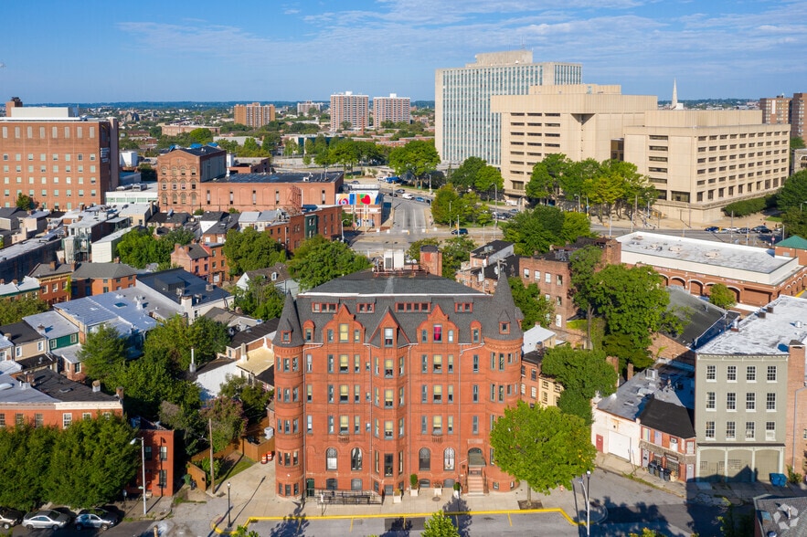 More Photos Of 868 Park Ave, Baltimore Hotel For Sale