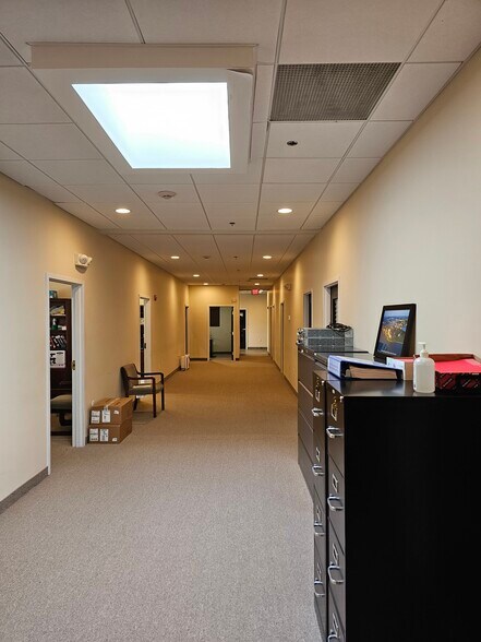 More Photos Of 6946 Post Rd, North Kingstown Medical For Lease