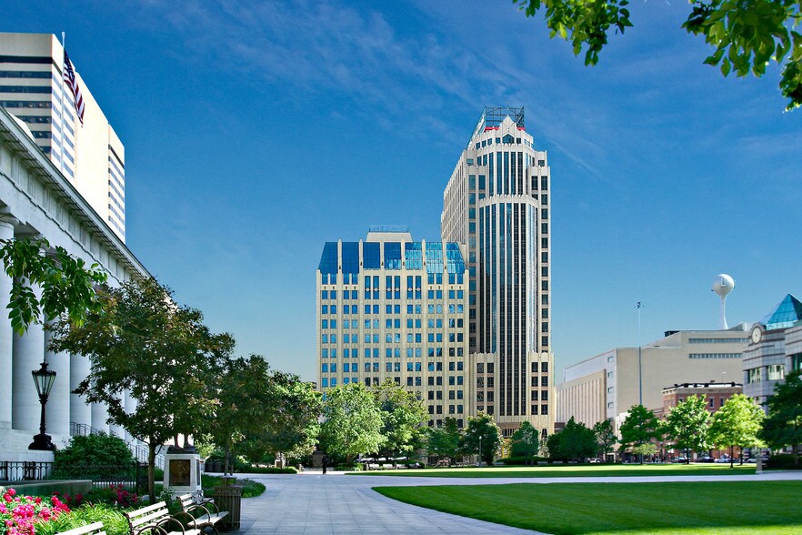 More Photos Of 21 E State St, Columbus Coworking Space