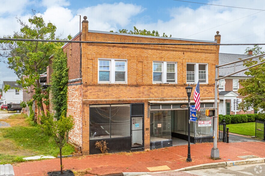 Primary Photo Of 196-198 E Broadway, Salem Storefront Retail Residential For Lease