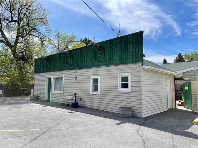 More Photos Of 1701 Alger Ave, Cody Hotel For Sale