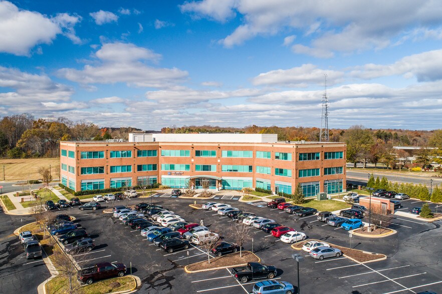 More Photos Of 12701 Marblestone Dr, Woodbridge Office For Lease