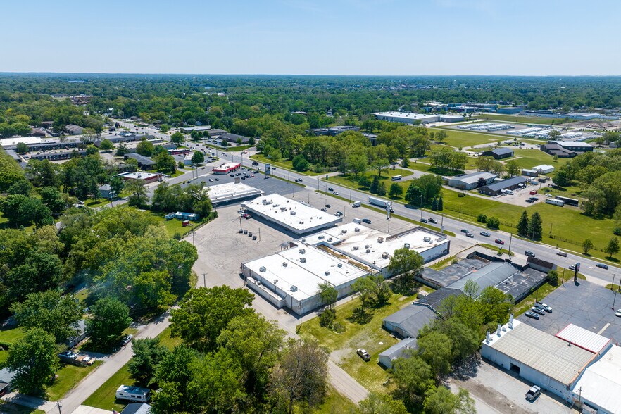 More Photos Of 1100-1128 Bristol St, Elkhart Freestanding For Sale