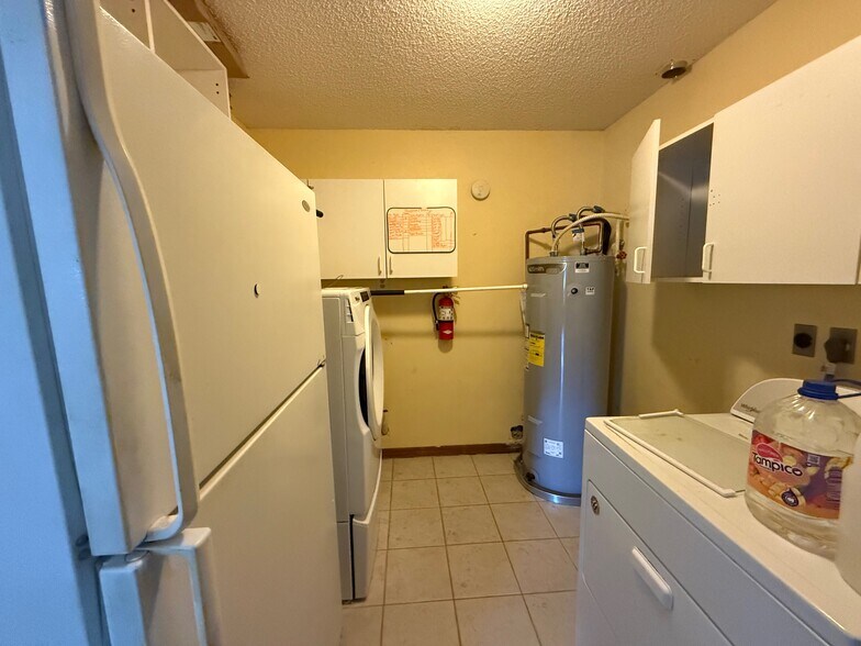 More Photos Of 39106 Grays Airport Rd, Lady Lake Assisted Living For Sale