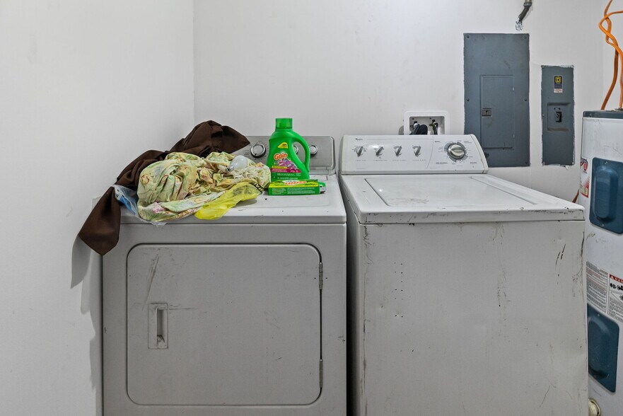 More Photos Of 1162 School St, Percy Restaurant For Sale