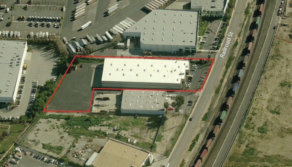 More Photos Of 17721 E Railroad St, City of Industry Warehouse For Lease