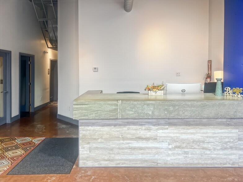 More Photos Of 12461 Veterans Memorial Hwy, Douglasville Loft Creative Space For Lease