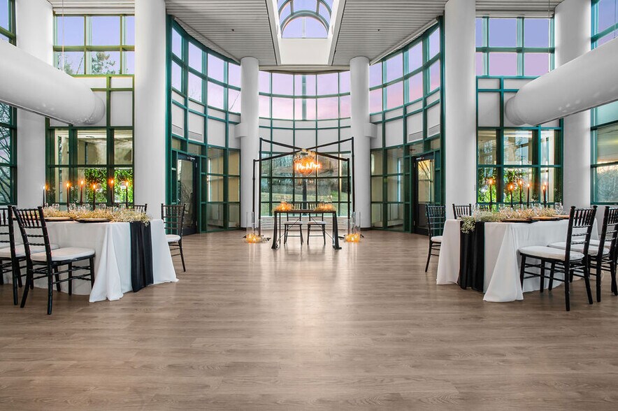 More Photos Of 1000 Northbrook Dr, Trevose Office For Sale